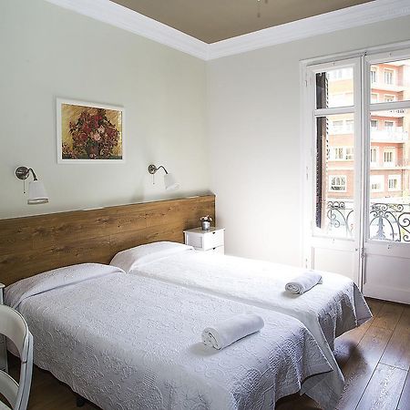 Mai & Maud Paralel Apartment Barcelona Exterior photo