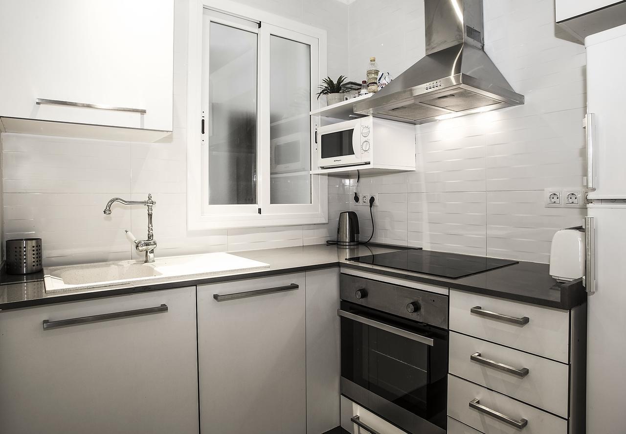 Mai & Maud Paralel Apartment Barcelona Exterior photo